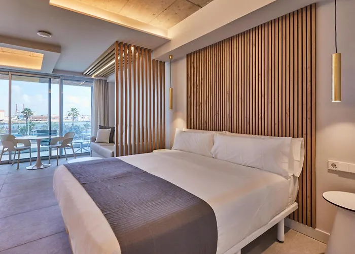 Silken Atlantis Suites - Holiday Homes
