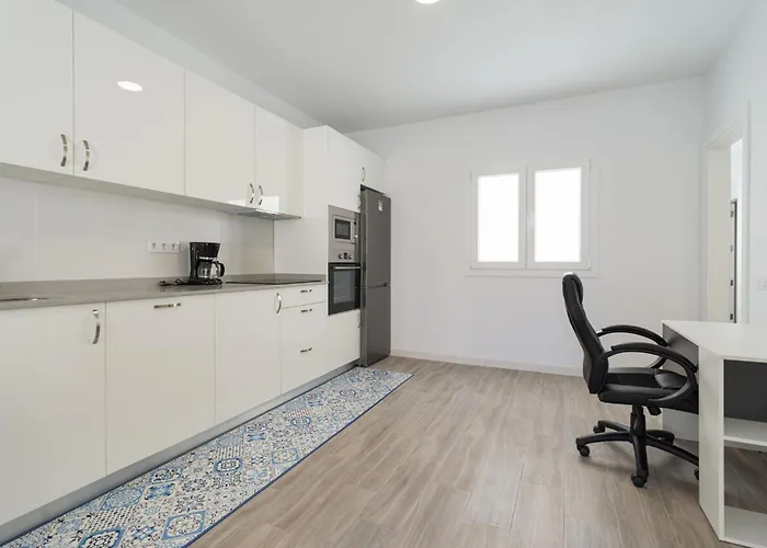 Apartment In Las Palmas Near Las Canteras Beach